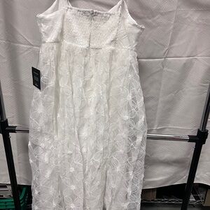 Lulus Elegant White Floral Dress